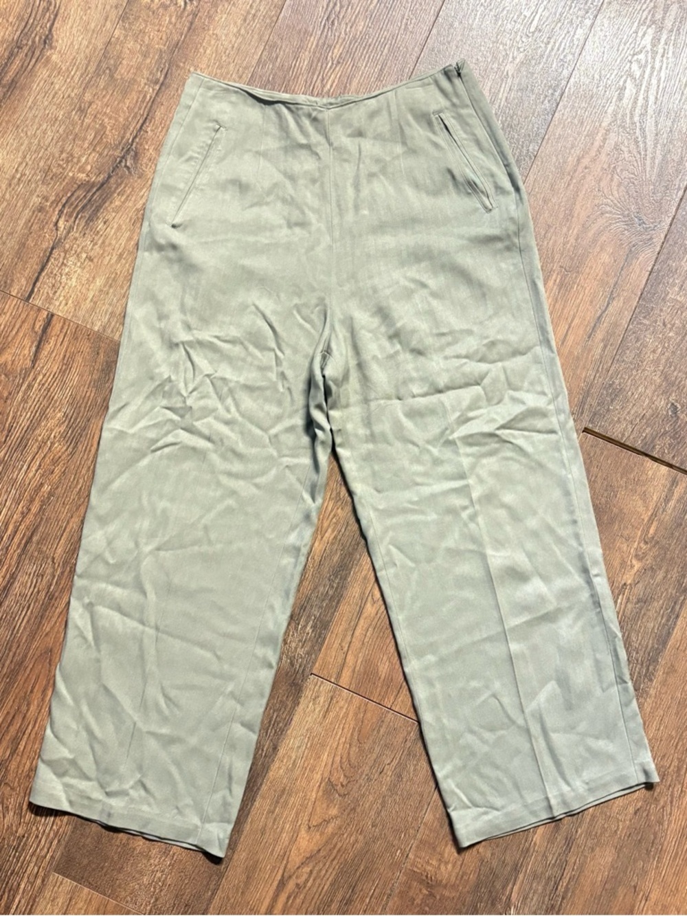 Tommy Bahama Silk high rise wide leg crop Sage green herringbone pants